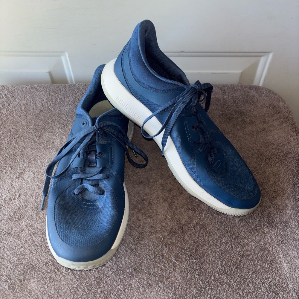 Lululemon blue Strongfeel training shoes size 10